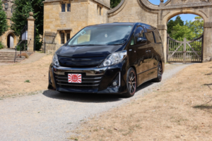 2014 Toyota Alphard 240s Gs 7 Seats in Black — image 3