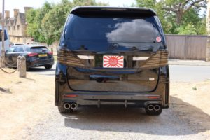 2014 Toyota Alphard 240s Gs 7 Seats in Black — image 5