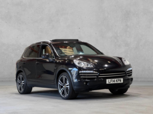 2014 Porsche Cayenne 3.0 Td V6 Platinum Edition Tiptronics 4WD Euro 6 (s/s) 5dr in Black — image 6