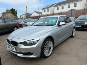 2015 BMW 3 Series 2.0 318d Luxury Saloon 4dr Diesel Manual Euro 5 (s/s) (143 Ps) in Silver — image 4