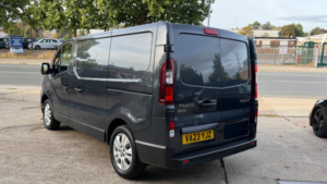 2023 Renault Trafic 2.0 Dci Blue Sl30 Extra L1 H1 Euro 6 (s/s) 5dr in Grey — image 6