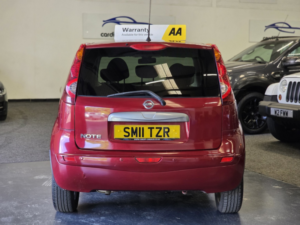 2011 Nissan Note 1.6 16v N-Tec in Red — image 6