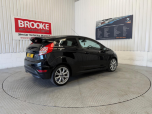 2015 Ford Fiesta 1.0t Ecoboost Zetec S Euro 6 (s/s) 3dr in Black — image 3