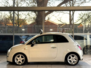 2016 Fiat 500 0.9 Twinair Pop in White — image 4
