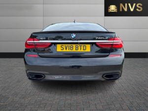 2018 BMW 7 Series 3.0 740ld Xdrive M Sport Saloon in Black — image 6