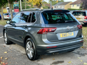 2019 Volkswagen Tiguan 2.0 Tdi Match in Grey — image 5