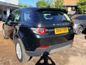 2017 Land Rover Discovery Sport Td4 Se Tech in Black — image 4