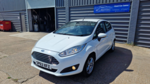 2013 Ford Fiesta 1.3 Zetec in White — image 3