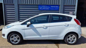 2013 Ford Fiesta 1.3 Zetec in White — image 4