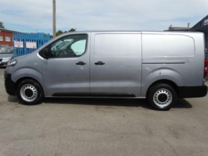 2022 Vauxhall Vivaro 2.0 Turbo D 3100 Dynamic Auto L2 H1 Euro 6 (s/s) 6dr in Grey — image 4