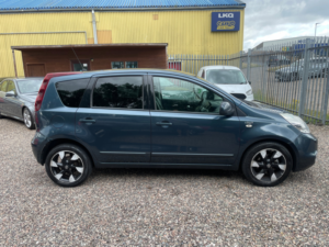 2013 Nissan Note 1.5 Dci N-Tec+ Hatchback 5dr Diesel Manual Euro 5 (90 Ps) in Blue — image 5