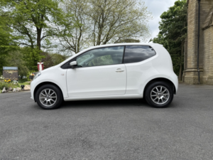 2013 Volkswagen Up! 1.0 High Up! in White — image 4