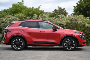 2023 Kia Sportage 1.6 T-Gdi Gt-Line SUV 5dr Petrol Manual Euro 6 (s/s) (148 Bhp) in Red — image 2