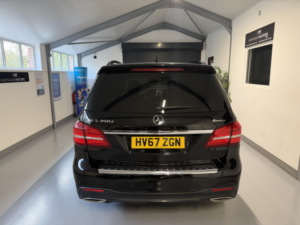2017 Mercedes-Benz Gls 3.0 Gls350d V6 Amg Line in Black — image 4