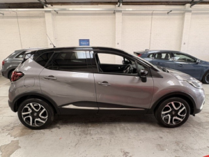 2018 Renault Captur 0.9 Dynamique S Nav Tce 90 in Grey — image 6