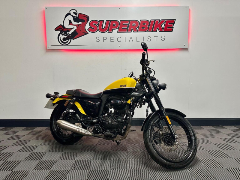 2022 Sinnis Outlaw 125 125 Euro 5 in Yellow — image 1