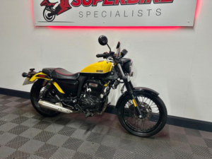 2022 Sinnis Outlaw 125 125 Euro 5 in Yellow — image 4