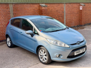 2009 Ford Fiesta 1.25 Zetec 5dr in Blue — image 2