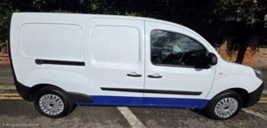 2019 Renault Kangoo Maxi 1.5 Ll21 Energy Dci 90 Crew Van Business Euro 6 in White — image 2