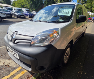 2019 Renault Kangoo Maxi 1.5 Ll21 Energy Dci 90 Crew Van Business Euro 6 in White — image 6