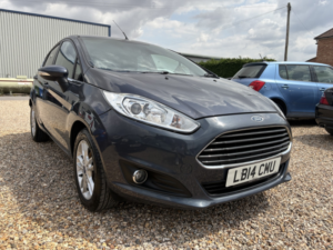 2014 Ford Fiesta 1.0 T Ecoboost Zetec in Grey — image 2