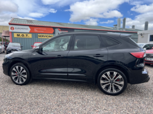 2022 Ford Kuga 2.5 Kuga St-Line X Edition 5 Door 2.5 Duratec PHEV 225ps Fwd CVT Automatic in Black — image 6
