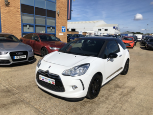 2015 Citroen Ds3 1.2 Puretech Dstyle Plus in White — image 4