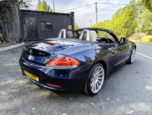 2010 BMW Z4 2.5 Z4 Sdrive23i Roadster in Blue — image 6
