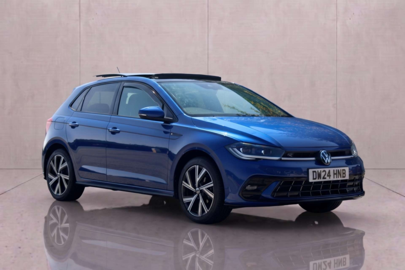 2024 Volkswagen Polo 1.0 Polo R-Line Tsi 5dr in Blue — image 1