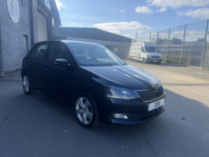 2017 Skoda Fabia 1.2 Tsi Se L in Black — image 3