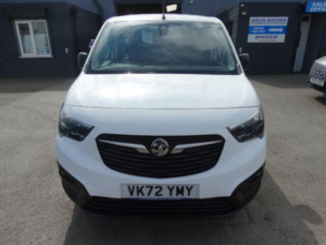 2022 Vauxhall Combo 1.5 Turbo D 2300 Dynamic Auto L1 H1 Euro 6 (s/s) 4dr in White — image 2
