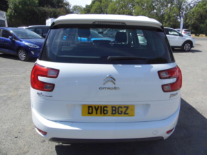 2016 Citroen Grand C4 Picasso 1.6 Bluehdi Vtr+ Eat6 Euro 6 (s/s) 5dr in White — image 6