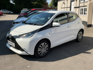 2014 Toyota Aygo 1.0 Vvt-I X-Play in White — image 3