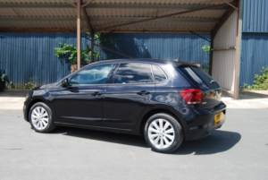 2018 Volkswagen Polo 1.0 Tsi High Line Huge Specification in Black — image 4