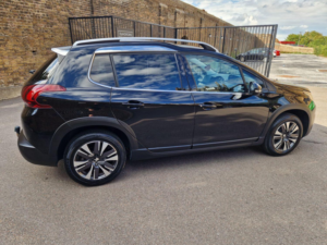 2017 Peugeot 2008 1.2 Puretech Allure in Black — image 3
