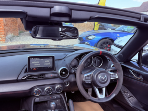 2015 Mazda Mx-5 2.0 Skyactiv-G Sport Nav in Grey — image 2