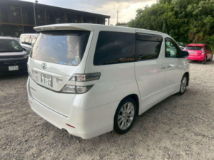 2010 Toyota Vellfire 2.4 Z Platinum Selection 5dr 7 Seats in White — image 2