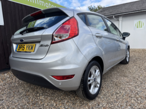 2015 Ford Fiesta 1.3 Zetec in Silver — image 6