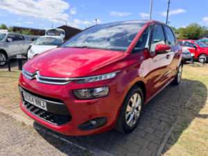 2014 Citroen C4 Picasso 1.6 Hdi Vtr+ Euro 5 5dr in Red — image 3