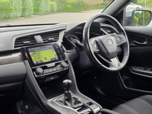 2018 Honda Civic 1.5 Vtec Turbo Gpf Sport Hatchback 5dr Petrol Manual Euro 6 (s/s) (182 Ps) in Silver — image 2