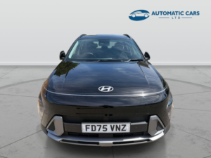 2025 Hyundai Kona Advance in Black — image 2