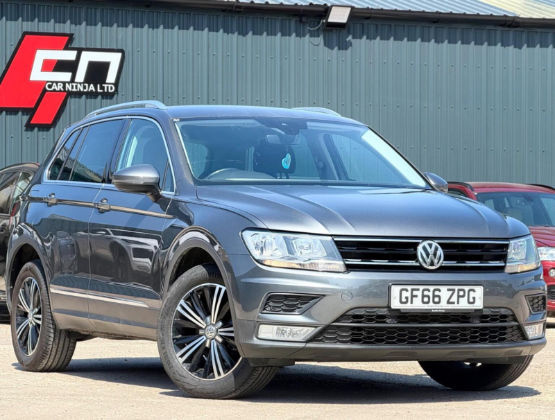 2017 Volkswagen Tiguan 2.0 Tdi Bluemotion Tech Se Navigation DSG 4motion Euro 6 (s/s) 5dr in Grey — image 1