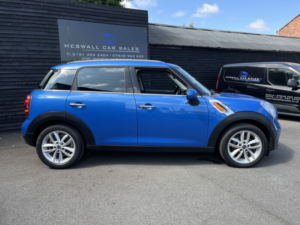 2012 MINI Countryman 1.6 Cooper D Countryman in Blue — image 2