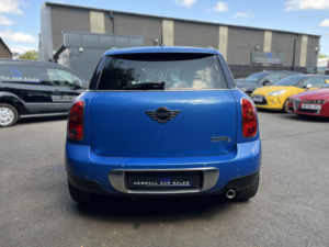 2012 MINI Countryman 1.6 Cooper D Countryman in Blue — image 4