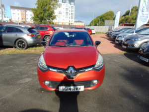 2014 Renault Clio 1.5 Dynamique S Medianav Dci 90 Stop & Start * 9 Service Stamps * Finance Available * Free 6 Months in Red — image 5