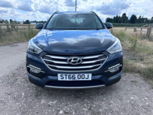 2016 Hyundai Santa Fe 2.2 Crdi Blue Drive Wiggins Edition Auto 4WD Euro 6 (s/s) 5dr (7 Seat) in Blue — image 2