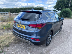 2016 Hyundai Santa Fe 2.2 Crdi Blue Drive Wiggins Edition Auto 4WD Euro 6 (s/s) 5dr (7 Seat) in Blue — image 4