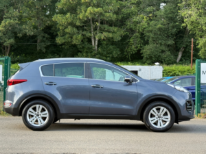 2018 Kia Sportage 1.6 Gdi 2 SUV 5dr Petrol Manual Euro 6 (s/s) (130 Bhp) in Blue — image 4