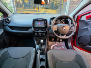 2018 Renault Clio 0.9 Tce Iconic Hatchback 5dr Petrol Manual Euro 6 (s/s) (90 Ps) in Red — image 2