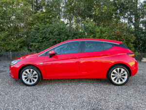 2016 Vauxhall Astra 1.0i Turbo Ecoflex Energy Hatchback 5dr Petrol Manual Euro 6 (s/s) (105 Ps) in Red — image 6